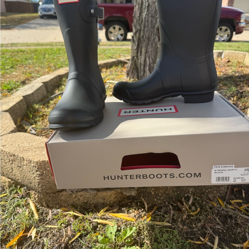 Hunter Black Classic Rain Boots